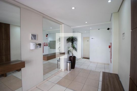 Hall de Entrada de apartamento à venda com 2 quartos, 47m² em Itaquera, São Paulo
