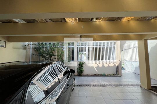 Garagem de casa à venda com 4 quartos, 267m² em Jardim Novo Mundo, São Paulo