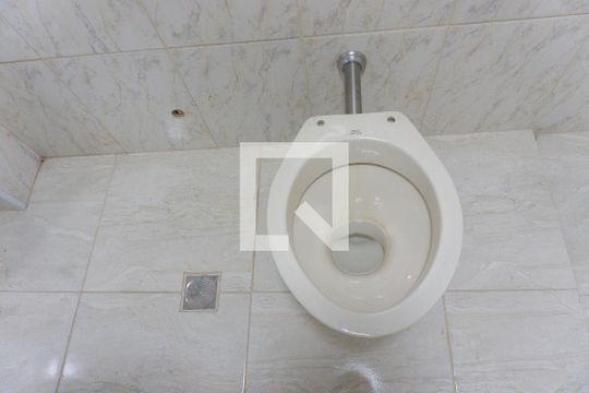 Banheiro de apartamento para alugar com 1 quarto, 35m² em Bela Vista, São Paulo