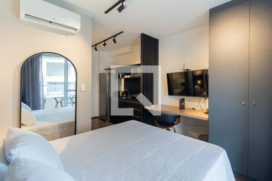 Studio de kitnet/studio para alugar com 1 quarto, 24m² em Jardim Paulistano, São Paulo