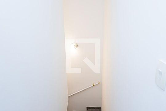 Escada de casa de condomínio à venda com 3 quartos, 166m² em Casa Verde Média, São Paulo