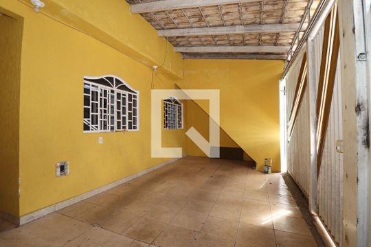 Garagem de apartamento para alugar com 3 quartos, 101m² em Ceilândia Sul (ceilândia), Brasília