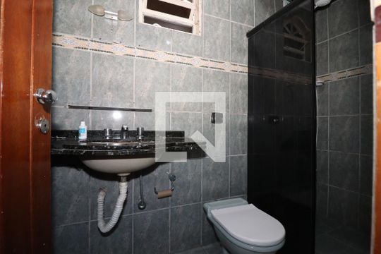 Banheiro da Suíte de apartamento para alugar com 3 quartos, 101m² em Ceilândia Sul (ceilândia), Brasília