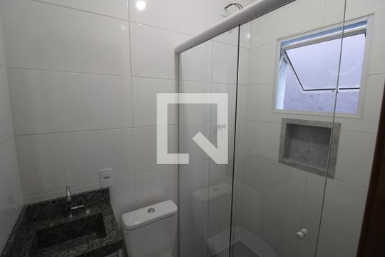 Banheiro de casa para alugar com 1 quarto, 30m² em Jardim Vila Formosa, São Paulo