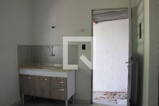 Casa para alugar com 1 quarto, 30m² em Ermelino Matarazzo, São Paulo
