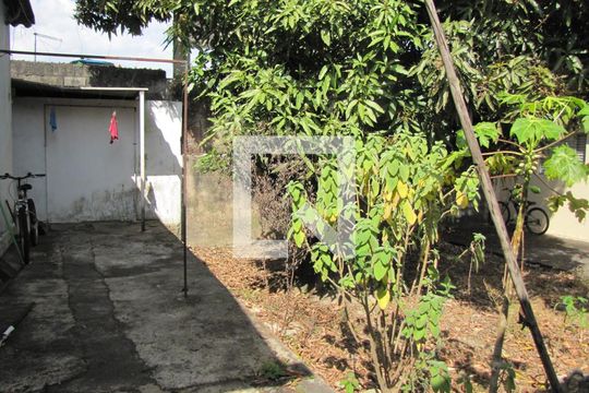 Área Externa de casa para alugar com 1 quarto, 30m² em Ermelino Matarazzo, São Paulo