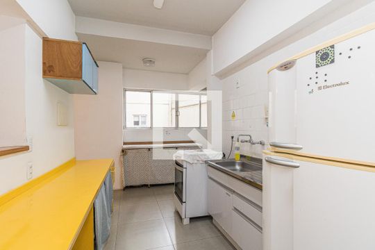 Cozinha de apartamento à venda com 3 quartos, 145m² em Centro Histórico, Porto Alegre