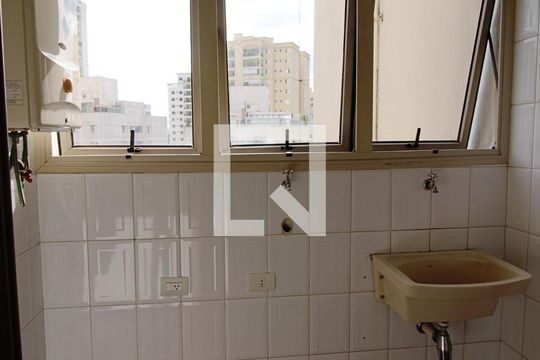 Área de Serviço de apartamento à venda com 2 quartos, 120m² em Jardim Londrina, São Paulo