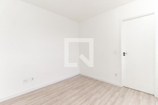Sala de apartamento para alugar com 1 quarto, 37m² em Vila Carmosina, São Paulo