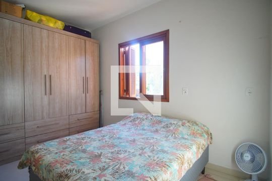 Quarto de casa à venda com 2 quartos, 70m² em Rincão, Novo Hamburgo