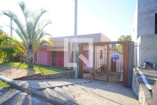 Fachada  de casa à venda com 2 quartos, 70m² em Rincão, Novo Hamburgo