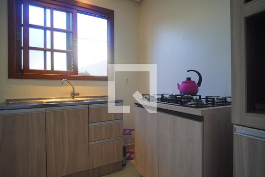 Cozinha de casa à venda com 2 quartos, 70m² em Rincão, Novo Hamburgo