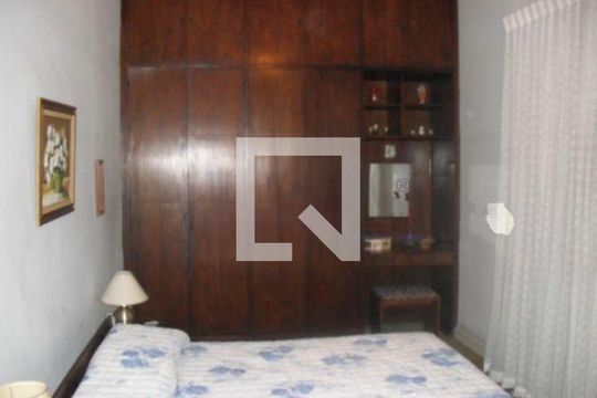 Casa à venda com 3 quartos, 200m² em Aclimação, São Paulo