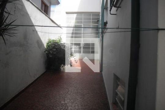 Casa à venda com 3 quartos, 200m² em Aclimação, São Paulo