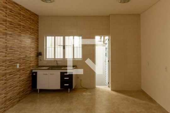 Cozinha de casa para alugar com 1 quarto, 45m² em Vila Formosa, São Paulo
