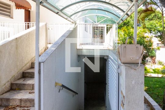Fachada de casa para alugar com 1 quarto, 45m² em Vila Formosa, São Paulo