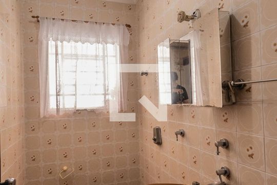 Lavabo de casa à venda com 4 quartos, 300m² em Vila Carrão, São Paulo