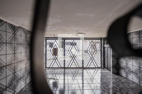 Vista Sala de casa à venda com 4 quartos, 300m² em Vila Carrão, São Paulo