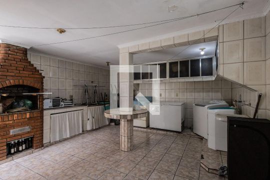 Área de Serviço de casa à venda com 4 quartos, 300m² em Vila Carrão, São Paulo