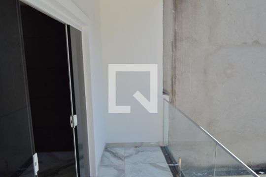 Varanda da Suite 1 de casa de condomínio para alugar com 3 quartos, 300m² em Taquara, Rio de Janeiro