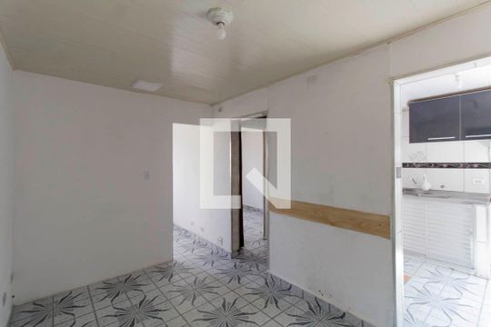 Sala de apartamento para alugar com 2 quartos, 42m² em Conjunto Habitacional Padre José de Anchieta, São Paulo