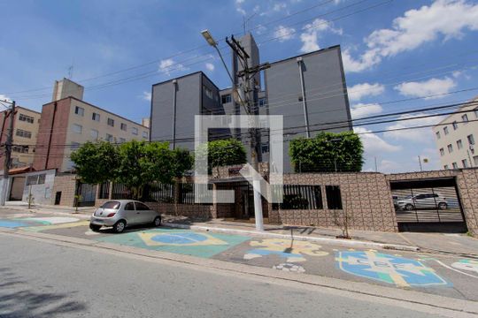 Fachada de apartamento para alugar com 2 quartos, 42m² em Conjunto Habitacional Padre José de Anchieta, São Paulo