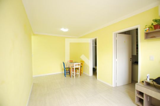 Sala de apartamento para alugar com 1 quarto, 46m² em Glória, Porto Alegre