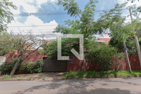 fachada de casa à venda com 8 quartos, 700m² em Cidade Universitária, Campinas