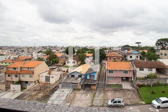 Vista do Quarto de apartamento para alugar com 1 quarto, 30m² em Lindóia, Curitiba