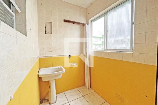 Área de Serviço de apartamento à venda com 2 quartos, 64m² em Nonoai, Porto Alegre