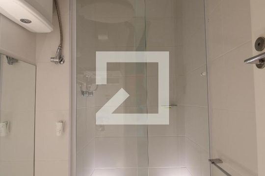 Banheiro da Suíte de apartamento para alugar com 2 quartos, 60m² em Anil, Rio de Janeiro