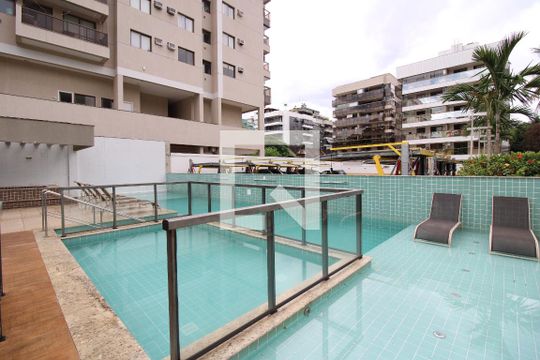 Área comum - Piscina de apartamento para alugar com 2 quartos, 60m² em Anil, Rio de Janeiro