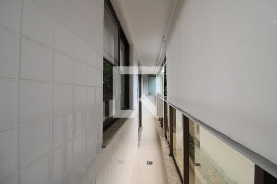 Varanda de apartamento para alugar com 2 quartos, 60m² em Anil, Rio de Janeiro