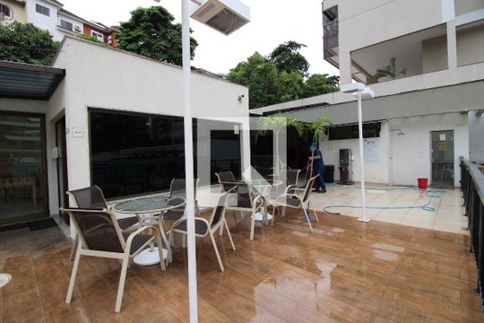 Área comum  de apartamento para alugar com 2 quartos, 60m² em Anil, Rio de Janeiro