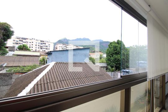 Vista da Varanda de apartamento para alugar com 2 quartos, 60m² em Anil, Rio de Janeiro