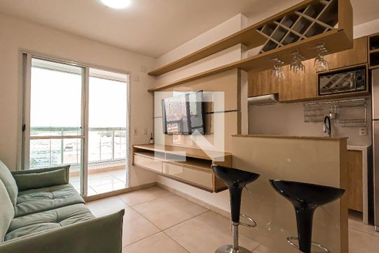 Sala de apartamento à venda com 2 quartos, 60m² em Vila Endres, Guarulhos