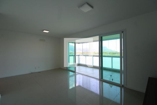 Sala de apartamento à venda com 3 quartos, 140m² em Jacarepaguá, Rio de Janeiro