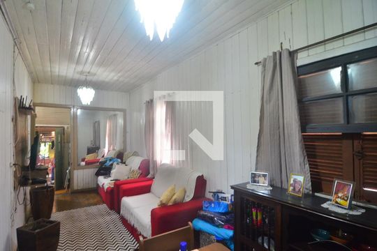 Casa à venda com 3 quartos, 110m² em Marechal Rondon, Canoas