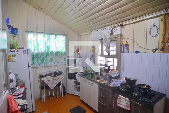 Cozinha de casa à venda com 3 quartos, 110m² em Marechal Rondon, Canoas
