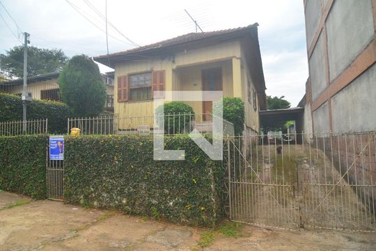 Fachada de casa à venda com 3 quartos, 110m² em Marechal Rondon, Canoas