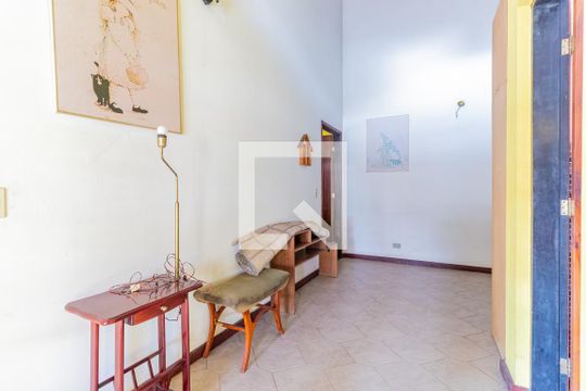 Suíte 1 de casa para alugar com 2 quartos, 200m² em Jardim Ipanema (zona Sul), São Paulo
