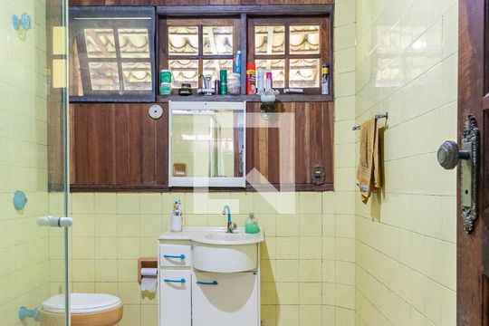 Banheiro  de casa para alugar com 4 quartos, 280m² em Jardim Ipanema (zona Sul), São Paulo