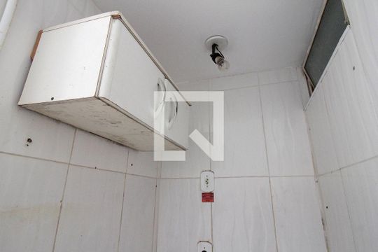 Cozinha de kitnet/studio para alugar com 0 quarto, 25m² em República, São Paulo
