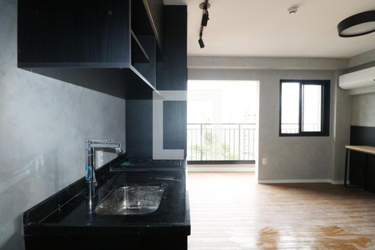 Cozinha de apartamento à venda com 1 quarto, 28m² em Perdizes, São Paulo