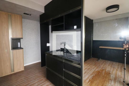 Cozinha de apartamento à venda com 1 quarto, 28m² em Perdizes, São Paulo