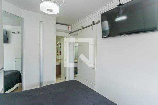 Suite de apartamento à venda com 2 quartos, 65m² em Vila Ester (zona Norte), São Paulo