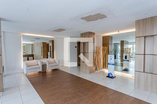 Hall de entrada de apartamento à venda com 2 quartos, 65m² em Vila Ester (zona Norte), São Paulo