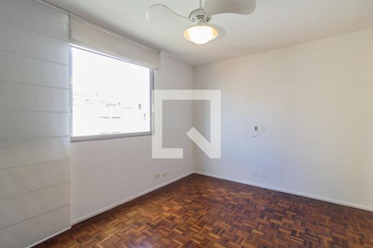 Suíte de apartamento para alugar com 3 quartos, 159m² em Itaim Bibi, São Paulo