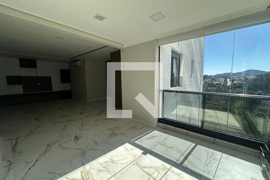 Sala de apartamento para alugar com 3 quartos, 112m² em Empresarial 18 do Forte, Barueri