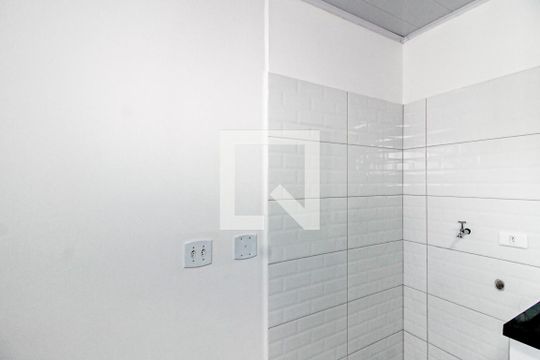 Área de Serviço de kitnet/studio para alugar com 1 quarto, 35m² em Parque Maria Helena, São Paulo